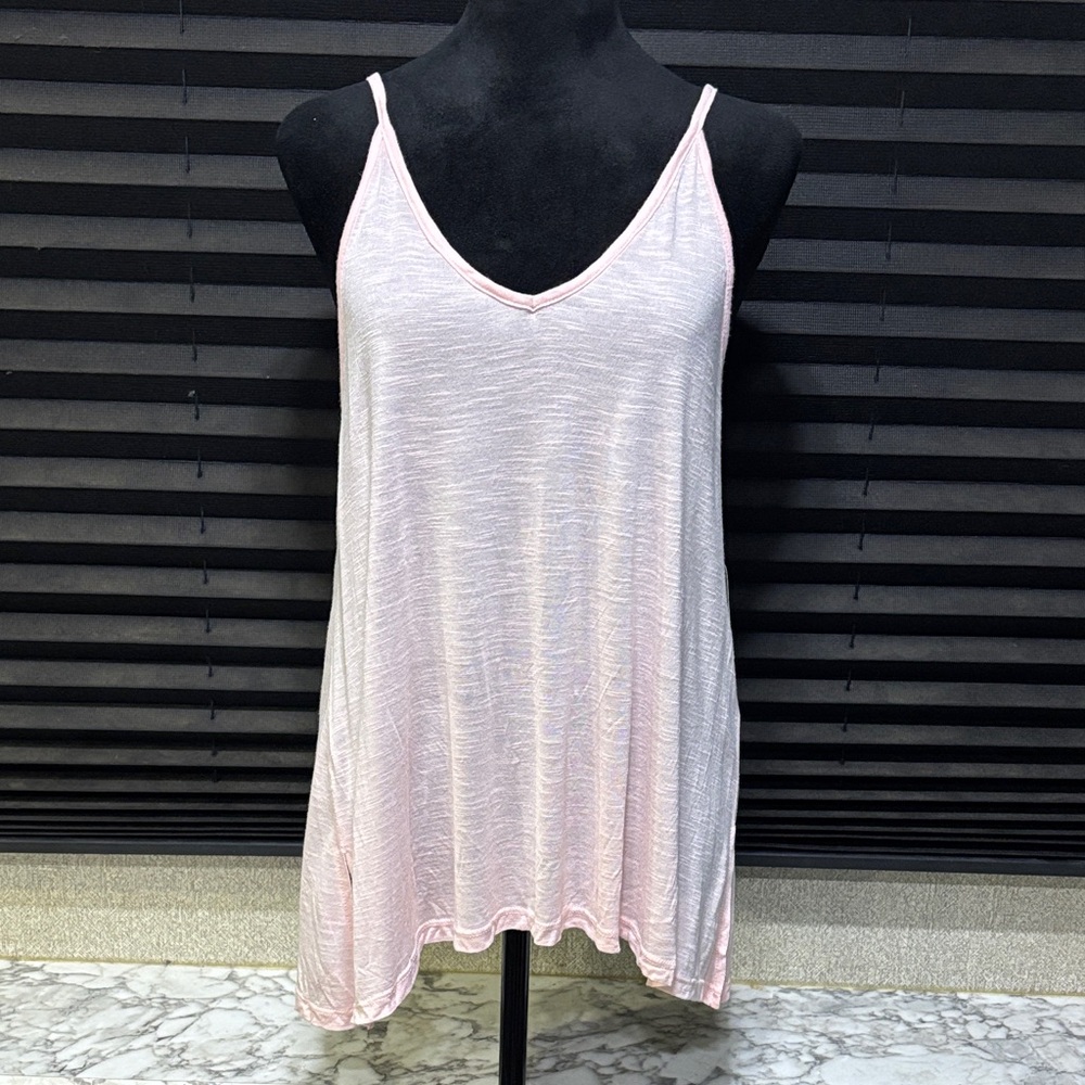 Tresics Double Deep V-Neck Soft Pink Spaghetti Strap Cami Tank Top Medium NWT